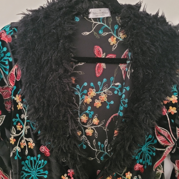 VTG VINE STREET Cardigan M Velvet Floral Embroidered Boho Whimsigoth Whitchy - Picture 4 of 17